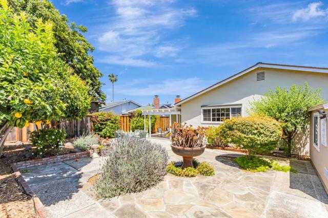 1687 Mendenhall Drive, San Jose CA: https://media.crmls.org/mediaz/7a28bc55-6bfe-4ac4-9342-6f8c0f181368.jpg