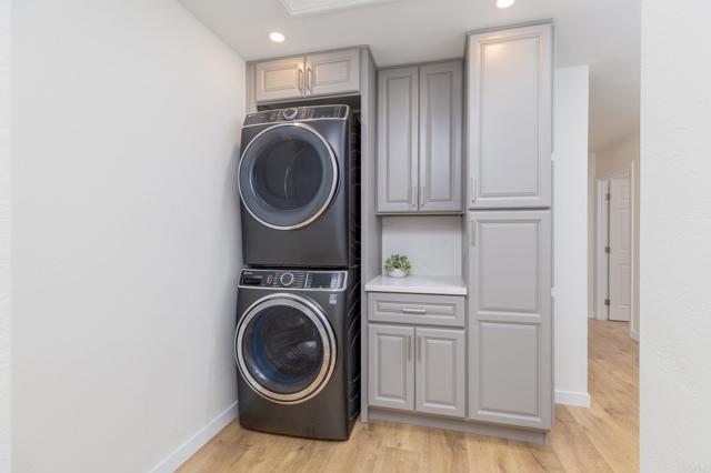 Detail Gallery Image 26 of 37 For 1674 Evergreen St, Point Loma,  CA 92106 - 3 Beds | 2 Baths