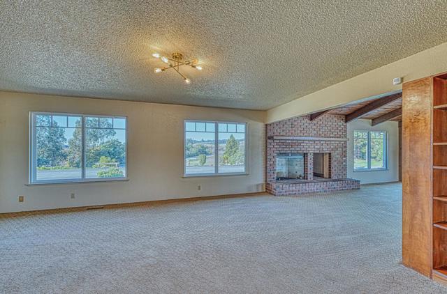 1051 San Miguel Cyn Road, Royal Oaks CA: https://media.crmls.org/mediaz/7a2a16c8-c57e-45c0-875b-ab8230ce5a4f.jpg
