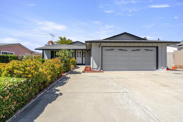 2255 Hartford Drive, Union City CA: https://media.crmls.org/mediaz/7a2a2683-e6b2-4d0b-85e1-921c9e3160ed.jpg