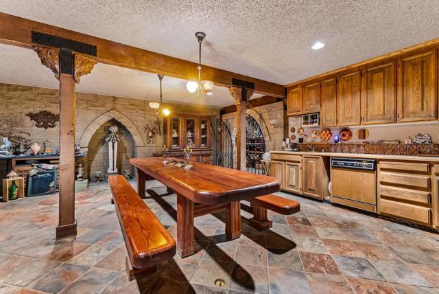180 Dicicco Terrace, Watsonville CA: https://media.crmls.org/mediaz/7a2b8c43-88c8-45e2-aeb3-3dcbd13fdc12.jpg