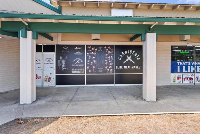16915 16915 Monterey Hwy, Morgan Hill CA: https://media.crmls.org/mediaz/7a2c32dd-ed39-4125-8c3e-10857566d9d7.jpg