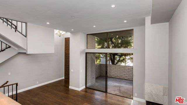 5325 White Oak Avenue, G photo 7