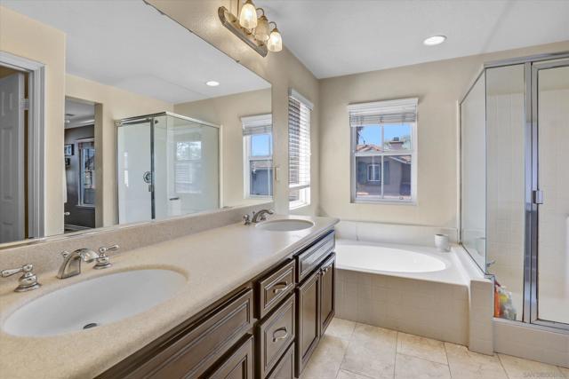 2816 Weeping Willow Rd, Chula Vista CA: https://media.crmls.org/mediaz/7a2d39b0-428b-4399-b42c-3ec6d037df56.jpg