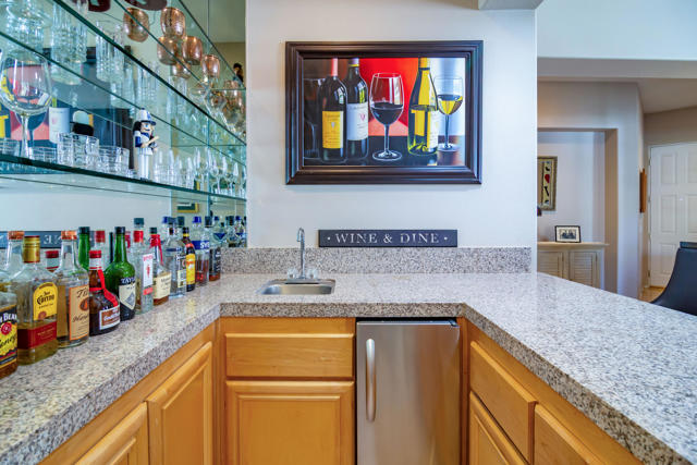 Image 4 of 64 For 75760 Heritage