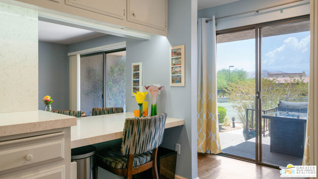 355 N Avenida Caballeros #6, Palm Springs, CA 92262