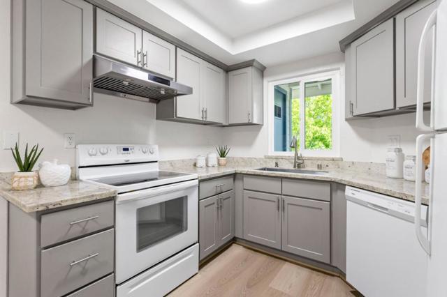 46774 Winema, Fremont CA: https://media.crmls.org/mediaz/7a2ecf49-0848-4e89-aa34-330bae5c2b8b.jpg