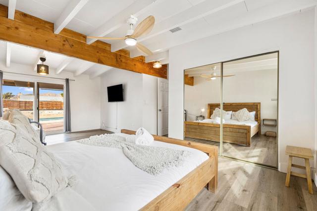 7552 Elk Trail, Yucca Valley CA: https://media.crmls.org/mediaz/7a2ef5d5-6b7e-4709-96e4-179a8170e280.jpg