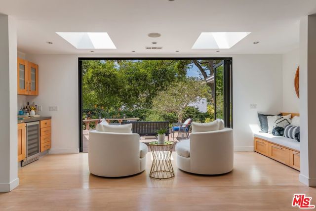 874 N Norman Place, Los Angeles CA: https://media.crmls.org/mediaz/7a2f0757-5df1-4cf0-9d0a-f1d1a0b4f92b.jpg