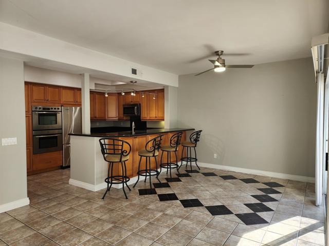 Detail Gallery Image 26 of 43 For 8597 via Mallorca #F,  La Jolla,  CA 92037 - 2 Beds | 2/1 Baths