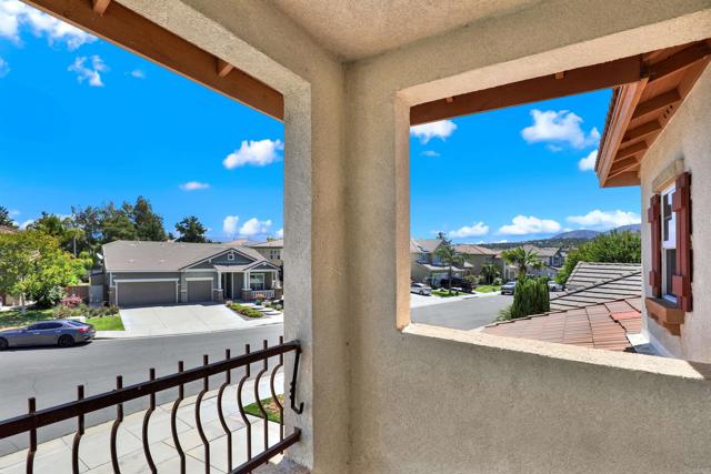 43883 Brookhaven Court, Temecula CA: https://media.crmls.org/mediaz/7a31aa65-cf32-4e68-8ae1-2f8fd91a4252.jpg