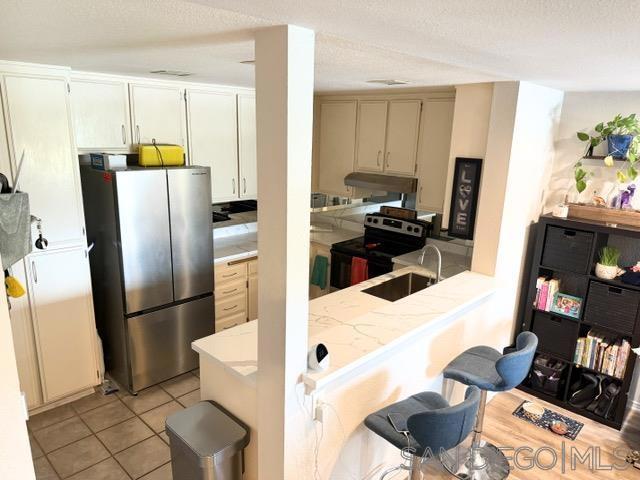 10400 caminito Cuervo, San Diego CA: https://media.crmls.org/mediaz/7a320c34-11a0-4a7b-97ab-468b3e55c349.jpg