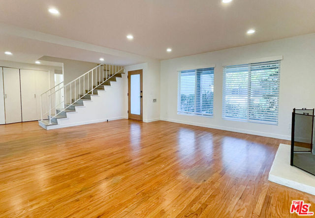 Image 3 for 12511 Rosy Circle, Los Angeles, CA 90066