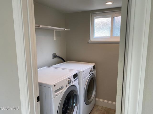 491 Danville Avenue, Thousand Oaks CA: https://media.crmls.org/mediaz/7a331d63-e81e-48e0-b976-f462f91ce871.jpg