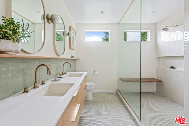 3736 Clayton Avenue, Los Angeles CA: https://media.crmls.org/mediaz/7a33d56e-57b8-4b6c-aa0b-d3b88f1ef9ab.jpg