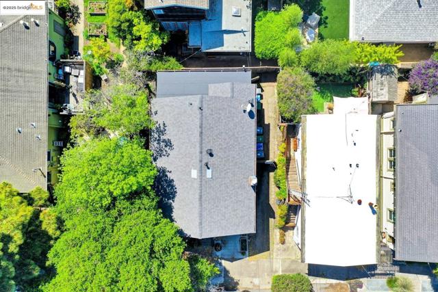 2406 10th, Berkeley CA: https://media.crmls.org/mediaz/7a357ec0-8163-4a77-aa54-85e11aeb526d.jpg