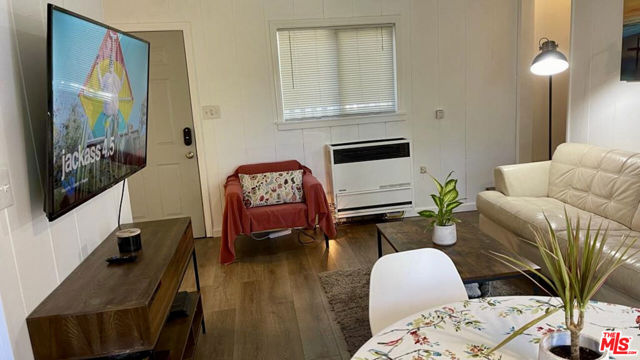 29160 Arrowhead Drive, Cedar Glen CA: https://media.crmls.org/mediaz/7a367851-a363-4953-b932-a7330de4f1b5.jpg