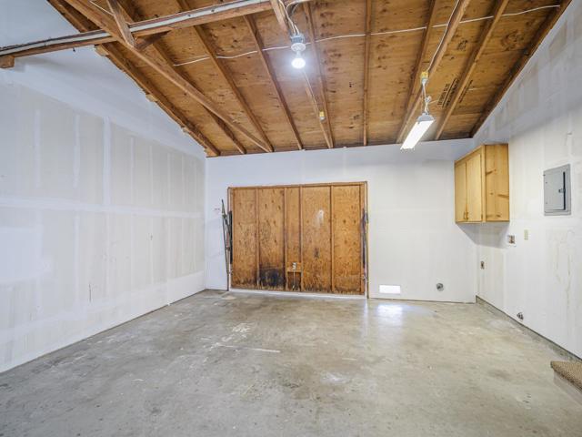 1221 Broadway, Santa Cruz CA: https://media.crmls.org/mediaz/7a376294-ee53-4e42-8831-b7cd3552355b.jpg