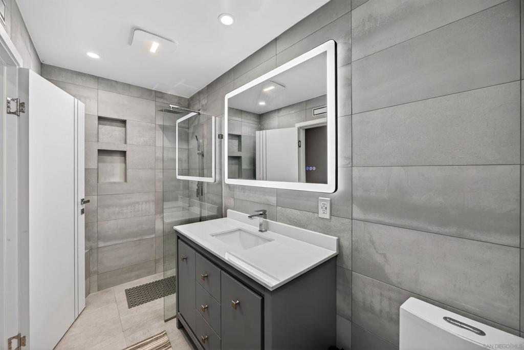 2336 Kenwyn - photo 4