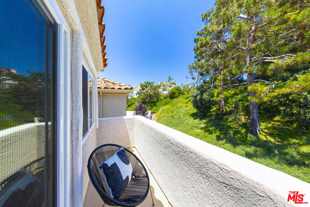 28 Saint Kitts, Dana Point CA: https://media.crmls.org/mediaz/7a38ab79-9e3e-46d9-9aa8-1f05d78b9ea6.jpg