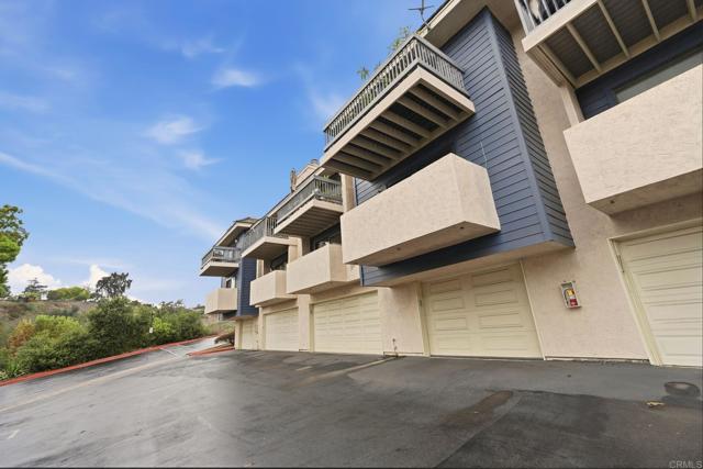 Detail Gallery Image 34 of 39 For 3711 Balboa #B,  San Diego,  CA 92117 - 2 Beds | 2 Baths
