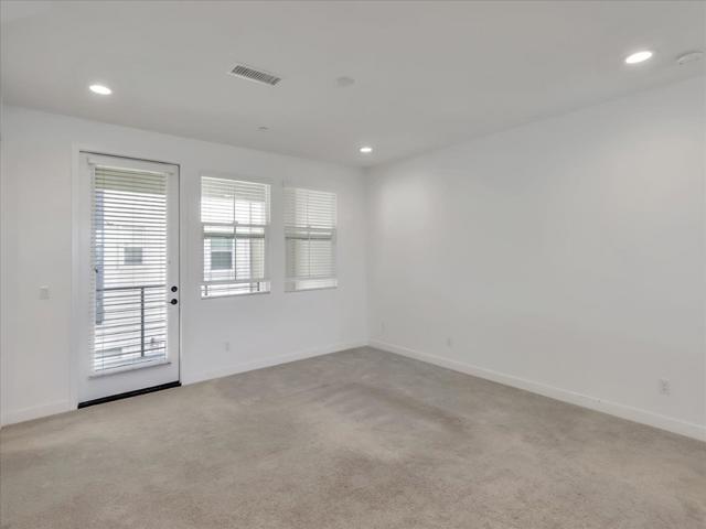 1452 N Harbor Boulevard, Santa Ana CA: https://media.crmls.org/mediaz/7a3b6157-48ed-4e21-a1ac-52b612d6b1af.jpg