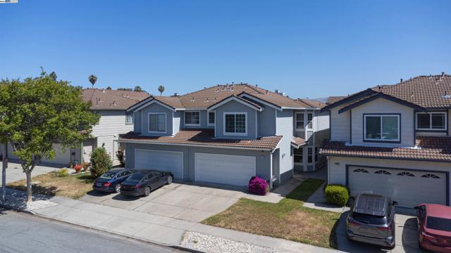 37076 Saint Edwards St, Newark CA: https://media.crmls.org/mediaz/7a3bd2fd-5137-4806-812a-eeb621e2a1b1.jpg