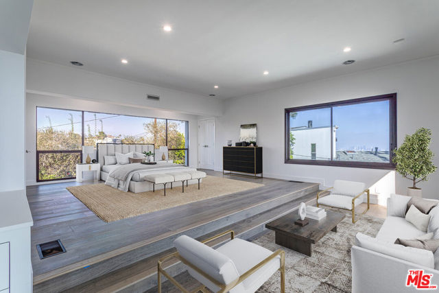 8424 Grand View Drive, Los Angeles CA: https://media.crmls.org/mediaz/7a3c473f-9581-47d6-bd8d-84b6a5a95cf9.jpg
