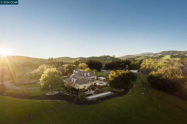 Image 6 of 60 For 5401 Penny Ln