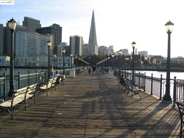 49 Auburn Street, San Francisco CA: https://media.crmls.org/mediaz/7a3d13e9-e4ac-4b5a-bfb4-f4fb8be7a3d2.jpg