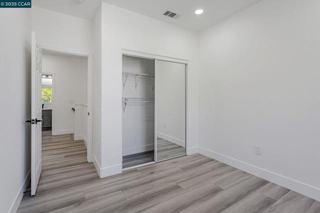 2511 Soren Way, San Ramon CA: https://media.crmls.org/mediaz/7a3d1e1f-4418-40ee-9a06-6b10d406e65c.jpg