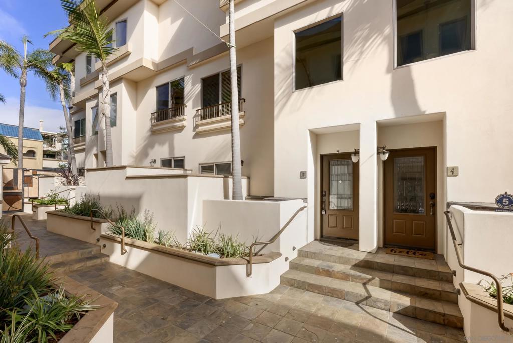 7520 Draper Ave - photo 3