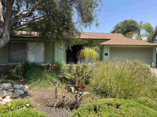 13343 Tarascan, Poway CA: https://media.crmls.org/mediaz/7a3dcd93-d227-4d72-9e57-251eb307d60c.jpg
