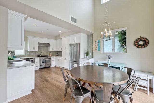 295 Chinquapin Ave, Carlsbad CA: https://media.crmls.org/mediaz/7a3e05da-9e5a-4e6e-be4a-86141817b3e1.jpg