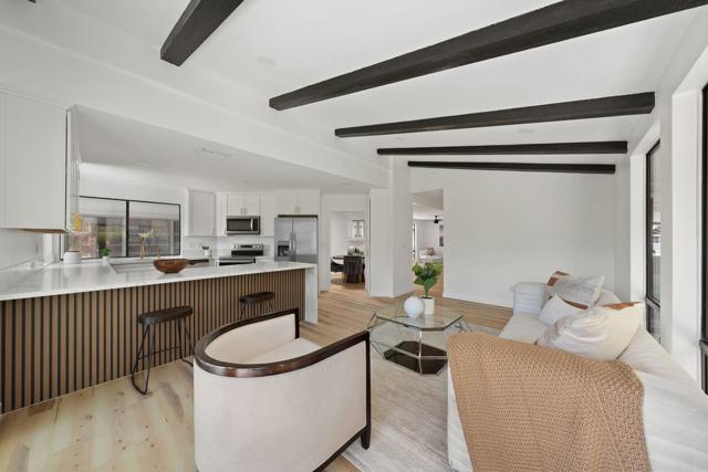 Detail Gallery Image 3 of 37 For 8975 Lawrence Welk Dr, Escondido,  CA 92026 - 2 Beds | 2 Baths