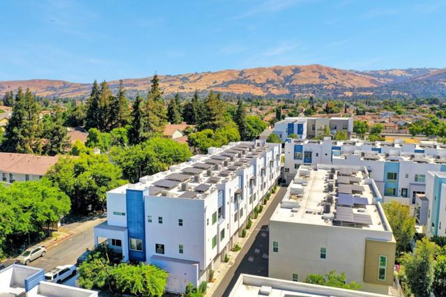 2580 Gimelli Way, San Jose CA: https://media.crmls.org/mediaz/7a3eb3d5-8352-4939-a828-5edf4daed61f.jpg