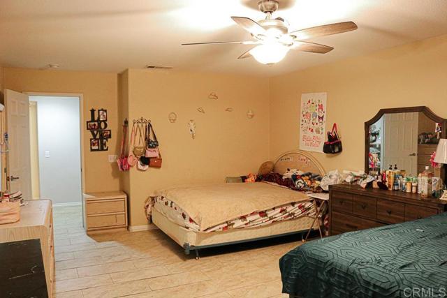 Image 16 of 25 For 25519 Cinnamon Creek Circle