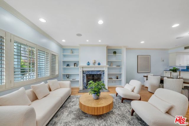 8011 Rayford Drive, Los Angeles CA: https://media.crmls.org/mediaz/7a3fb36b-a35c-4e48-abdd-afefb8b21724.jpg