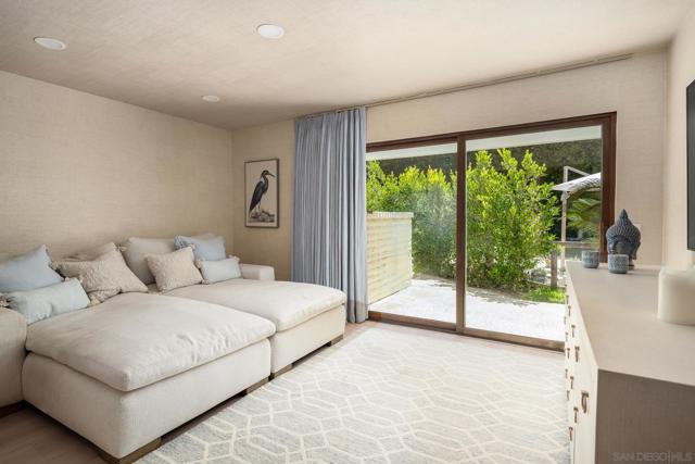 17310 Calle Mayor, Rancho Santa Fe CA: https://media.crmls.org/mediaz/7a3ff642-7c73-47a5-83e0-a80137ad9835.jpg