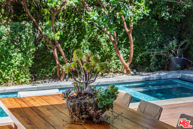 5 Bed Home for Sale in Los Angeles, California