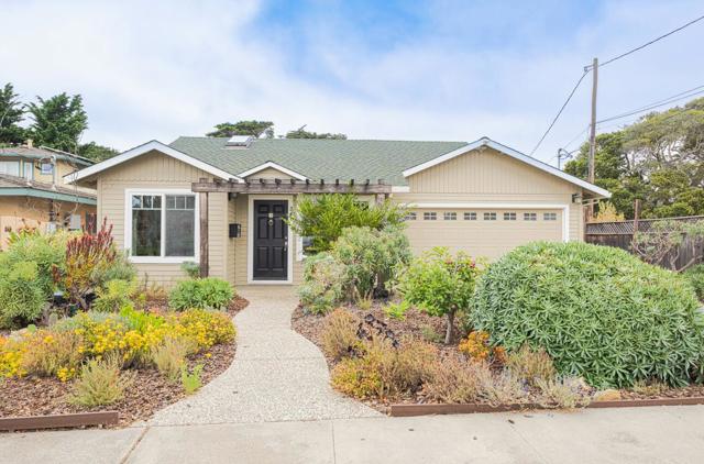 361 Hannon Avenue, Monterey CA: https://media.crmls.org/mediaz/7a4093d8-afad-40f0-b060-eb7f64e2b707.jpg
