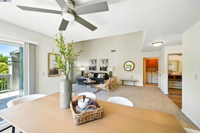 880 Terra California Dr, Walnut Creek CA: https://media.crmls.org/mediaz/7a410216-398b-4bbc-903b-abb2bbef1c65.jpg