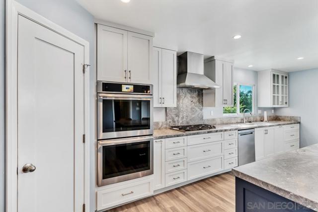 4502 Milton St, San Diego CA: https://media.crmls.org/mediaz/7a4147e6-dd81-4e20-9828-30b89d657a34.jpg