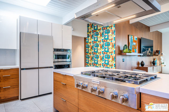 Image 14 of 64 For 2340 Duane Road