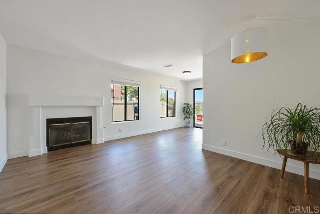 8627 Paseo Del Sol, Santee CA: https://media.crmls.org/mediaz/7a43e5a4-5ec3-4601-8fa5-f9312362ebaf.jpg