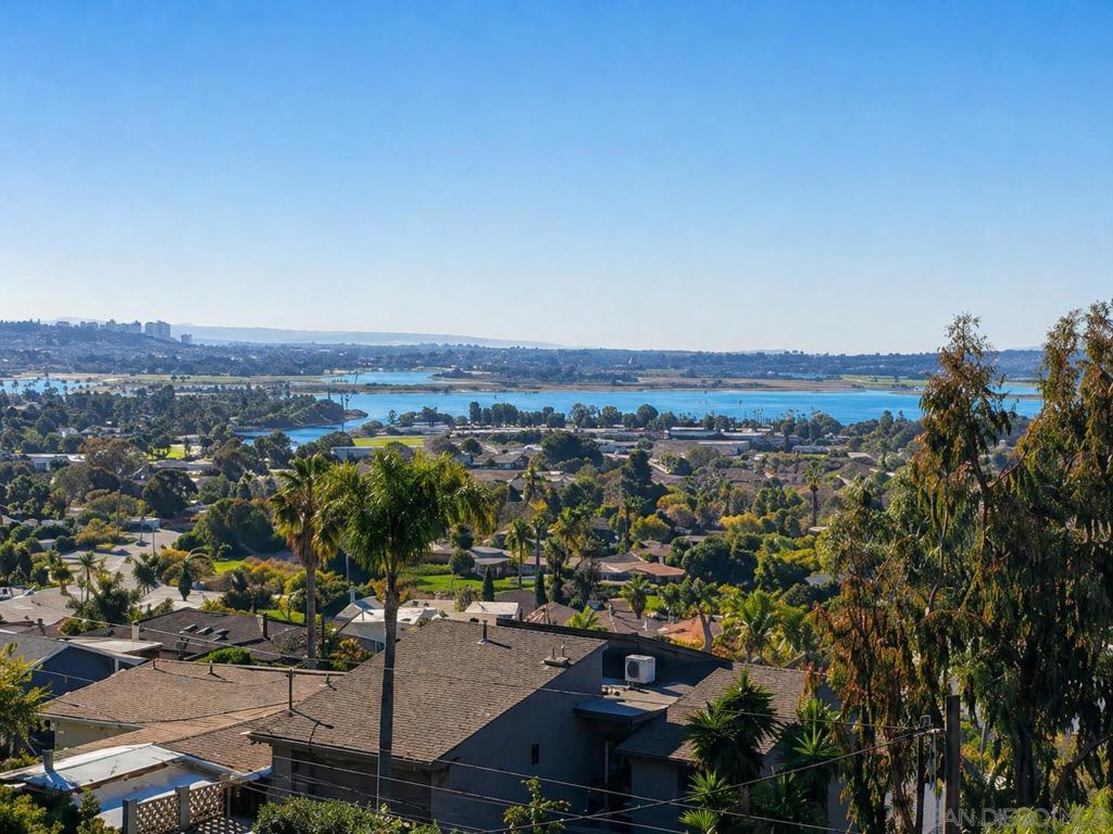 2415 La France St. - photo 2