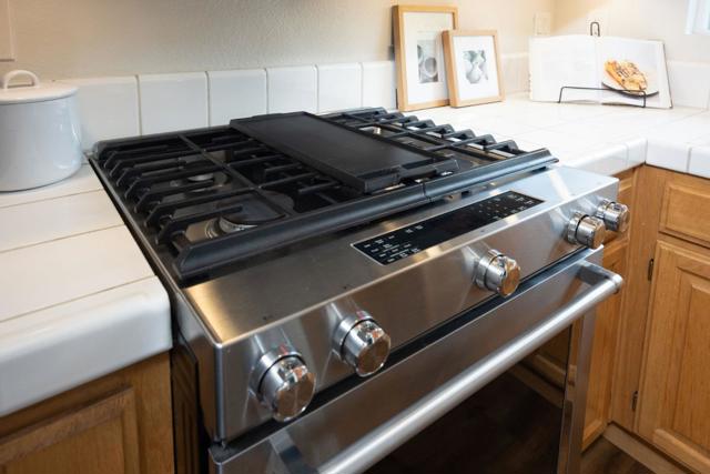 43 Erin Lane, Half Moon Bay CA: https://media.crmls.org/mediaz/7a45825a-0936-4a9c-94ef-434d04ec7e47.jpg