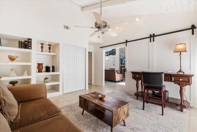 46520 Arapahoe Circle, Indian Wells CA: https://media.crmls.org/mediaz/7a459883-7d7d-42b2-b7ae-2614edaefb26.jpg