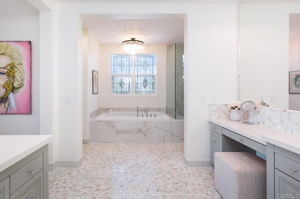 1010 Scarlet Way - photo 15