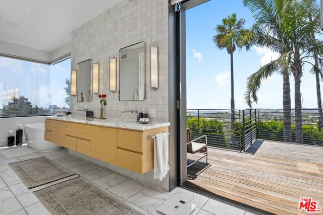 1030 Somera Road, Los Angeles CA: https://media.crmls.org/mediaz/7a46971d-c35f-4102-a5c3-82391980f23a.jpg
